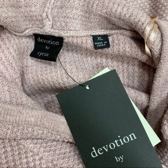 Cyrus Knit Hood Pullover Sweater - Picture 6 of 6